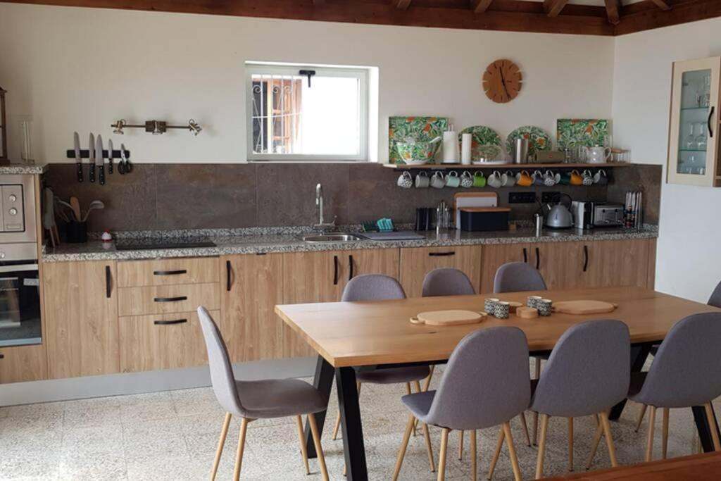 Casa Vina: A Spectacular Away From It All Holiday La Orotava Exterior photo