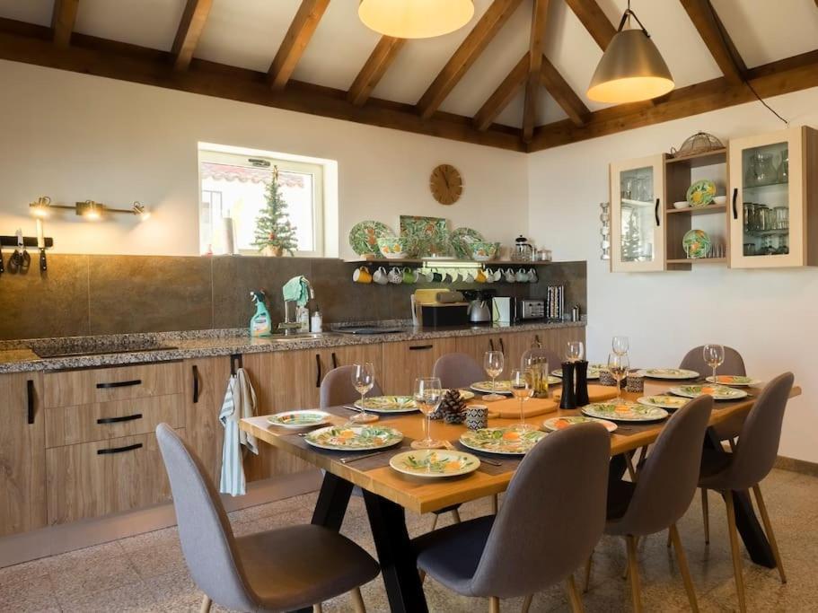Casa Vina: A Spectacular Away From It All Holiday La Orotava Exterior photo